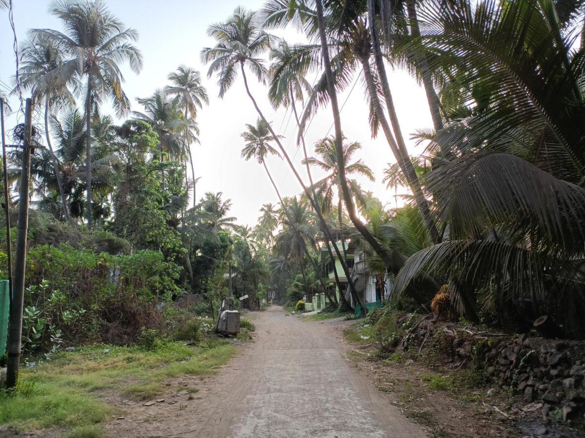 Parvati Niwas Homestay -Nearby Revdanda Beach & Fort - Wifi Available Alībāg Exterior foto